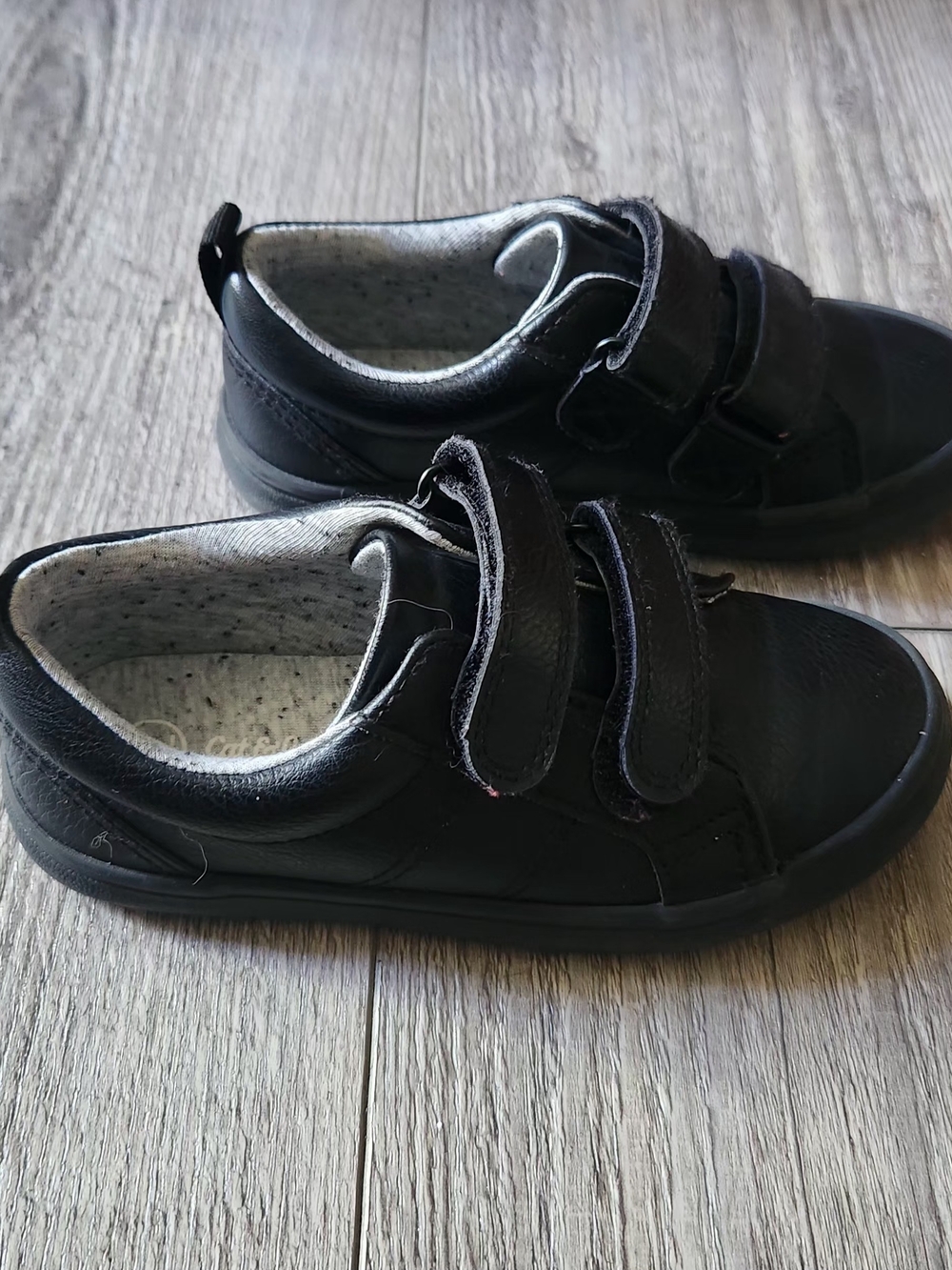 Cat & Jack Black Double-Strap Kids Sneakers Size 9